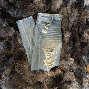 AE Tomgirl Jeans